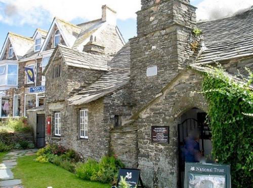 Tintagel Castle and the legend of King Arthur